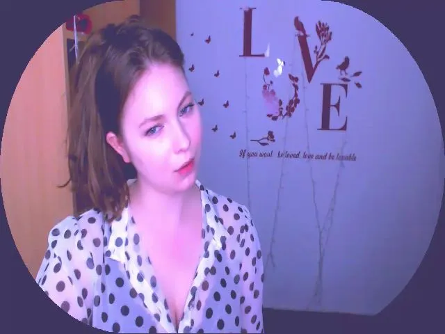 Live sex webcam photo for MollyMey #254262204