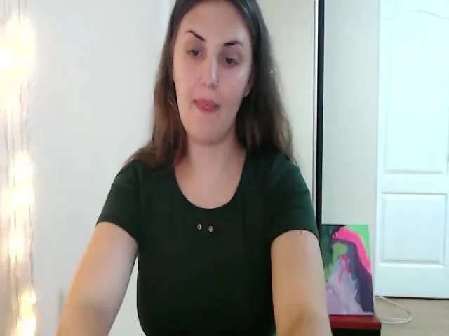 Live sex webcam photo for kitty_Mi_ #262756042