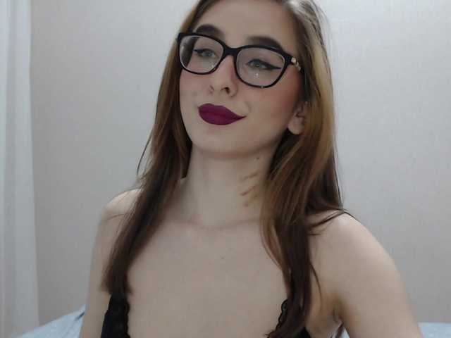 Live sex webcam photo for ---Kate--- #241136770