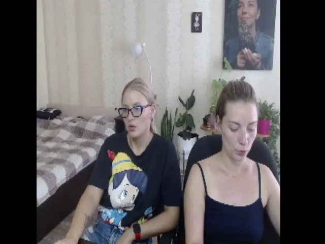 Live sex webcam photo for UrBlack_Kitty #254495929