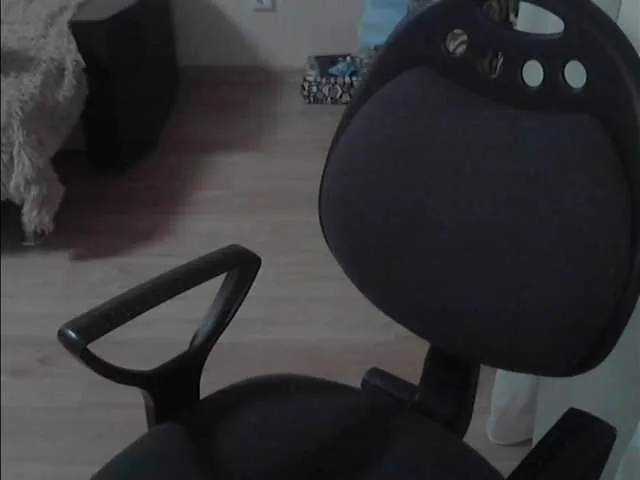 Live sex webcam photo for Ravena666 #241239096