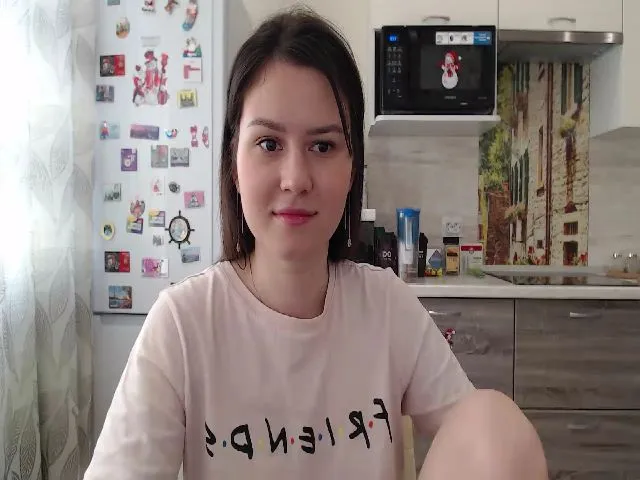 Live sex webcam photo for WonderXGirlXX #257526153