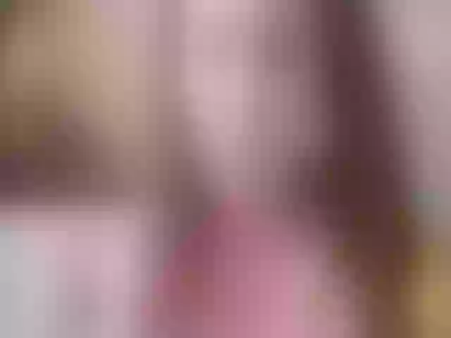 Live sex webcam photo for LilEmmy1999 #264491950