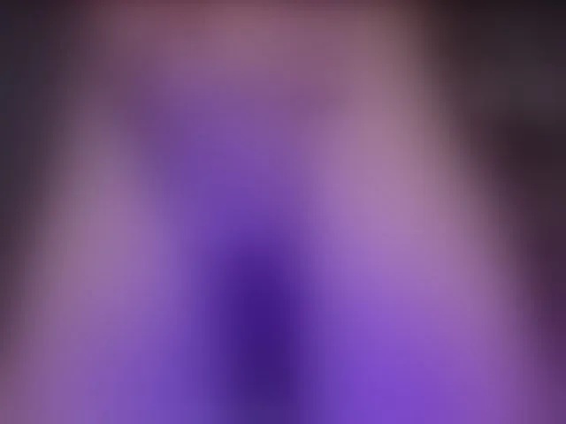 Live sex webcam photo for TrophyMilf #262112357