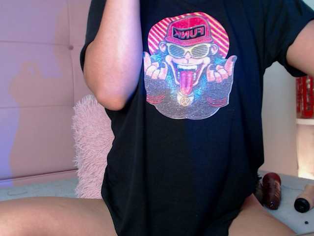 Live sex webcam photo for ninarousse #241095809