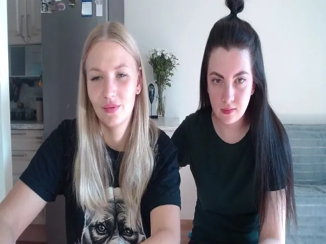 Live sex webcam photo for UrBlack_Kitty #264117590