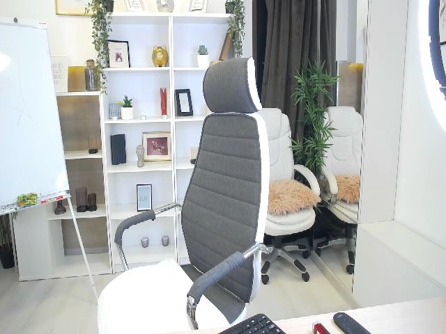 Live sex webcam photo for Jessy_Jen #259156757