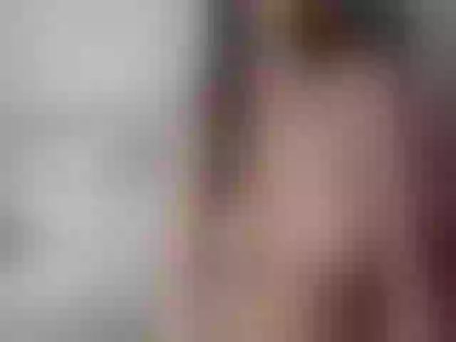Live sex webcam photo for Ange69 #257610788
