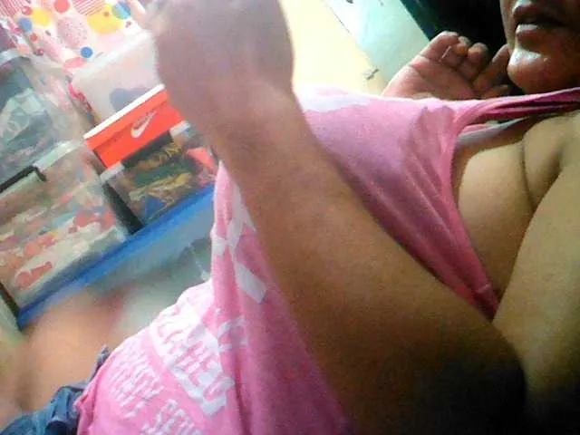 Live sex webcam photo for BarbieBigTits #241229129
