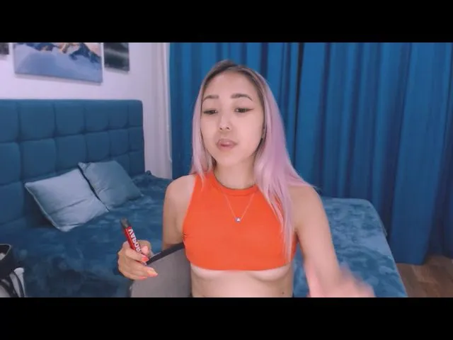 Live sex webcam photo for ArinaTigress #264232209