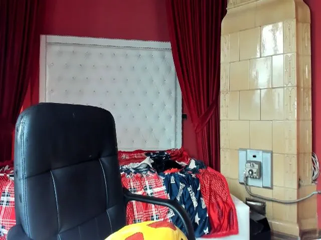 Live sex webcam photo for Fallingdevil #255991793