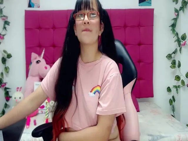 Live sex webcam photo for Pink_queenn #261274714