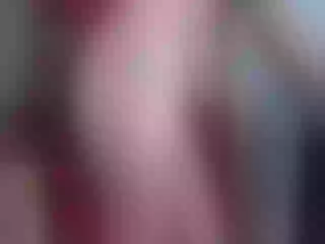 Live sex webcam photo for BlowMommy #254385401