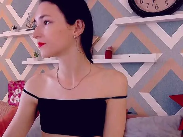 Live sex webcam photo for KariNeal #250071746