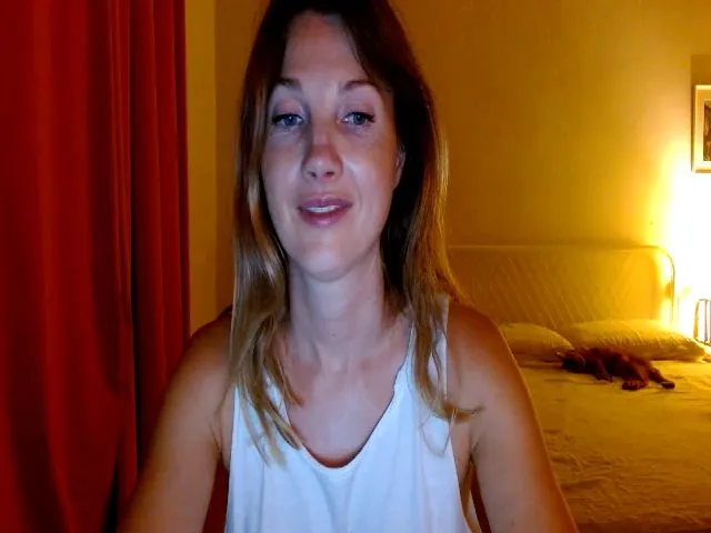 Live sex webcam photo for HappyAlise #265169028