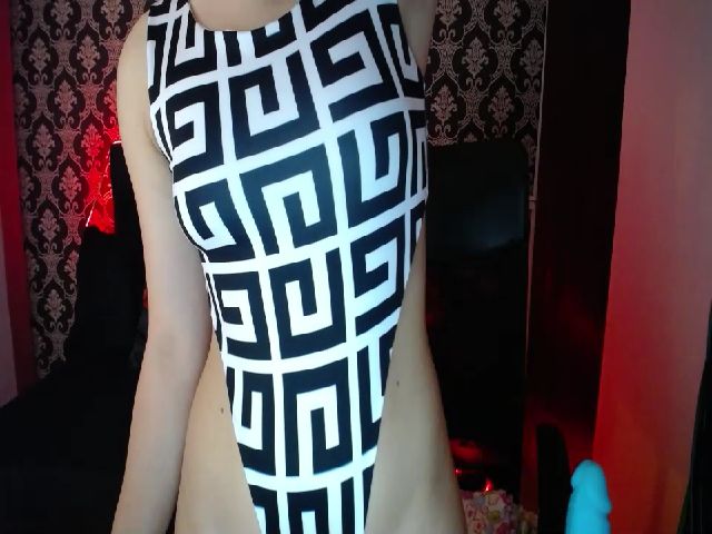 Live sex webcam photo for GraceKellyC #264052361