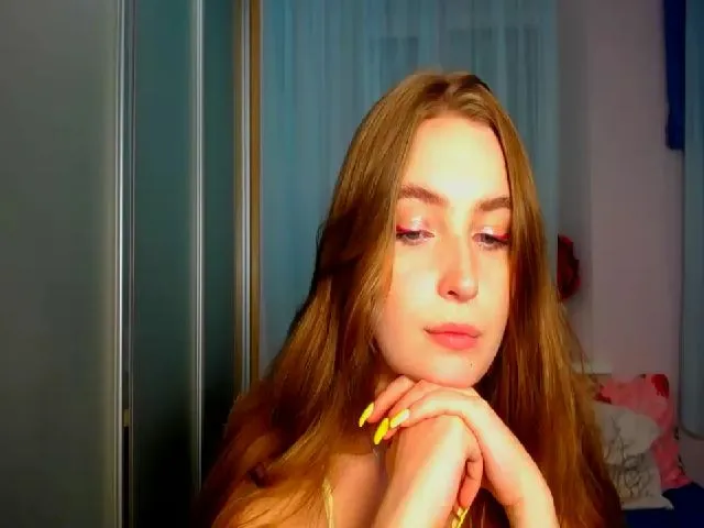 Live sex webcam photo for NikkySonge #252294377