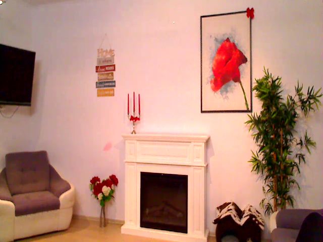 Live sex webcam photo for PoppyNaked #257374021