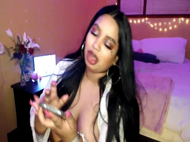 Live sex webcam photo for StoneyReign #254713069