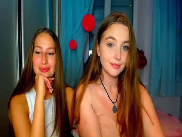 Live sex webcam photo for NikkySonge #255675535