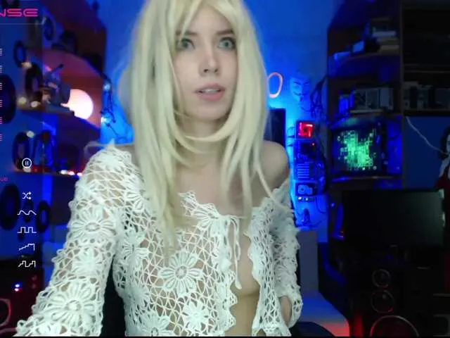 Live sex webcam photo for kika-Co #241457903
