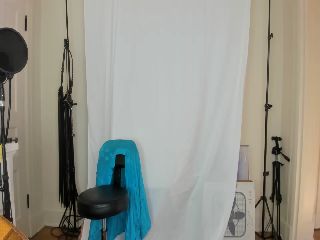 Live sex webcam photo for Lux_Domina #251711220