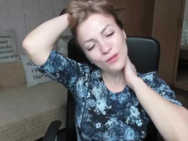 Live sex webcam photo for CherishSia #240911888