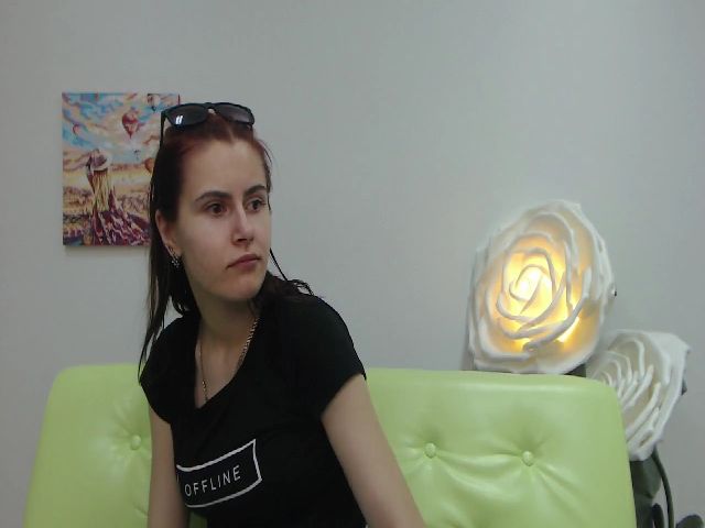 Live sex webcam photo for MollyTravis #261490676