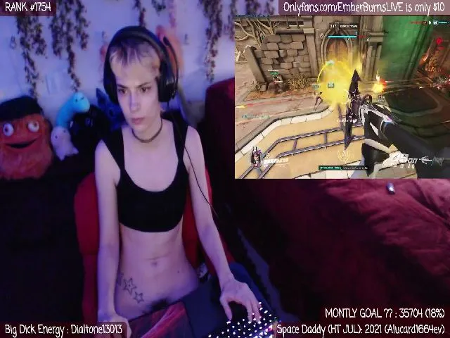 Live sex webcam photo for EmberBurns #262468199