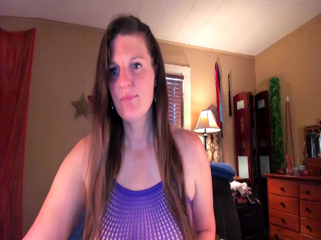 Live sex webcam photo for KellyCarolina #254579661