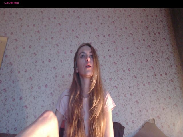 Live sex webcam photo for Miss_123_ #253477153