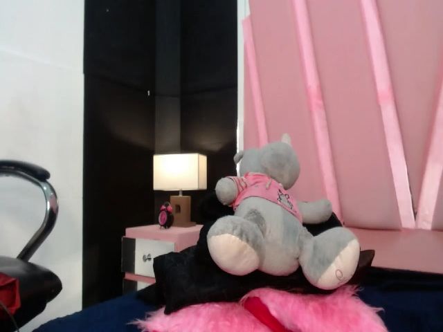 Live sex webcam photo for avriljhonson #258868303