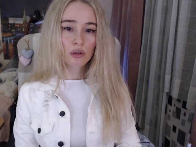 Live sex webcam photo for xyliganka777 #242570446