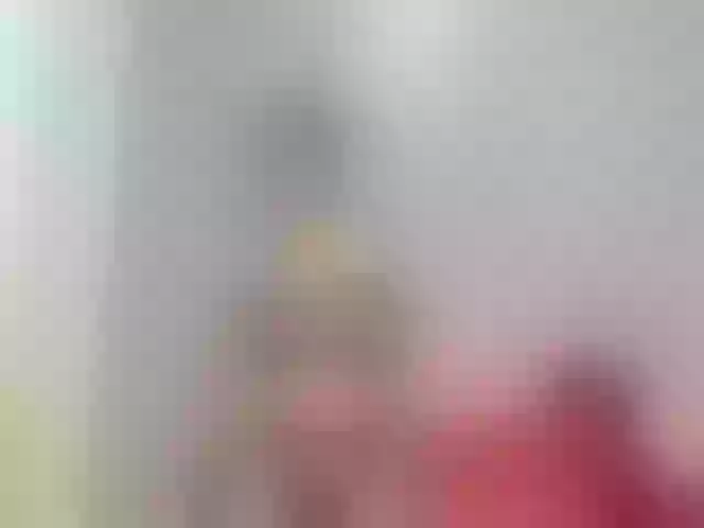 Live sex webcam photo for Juanitaa_01 #252679352