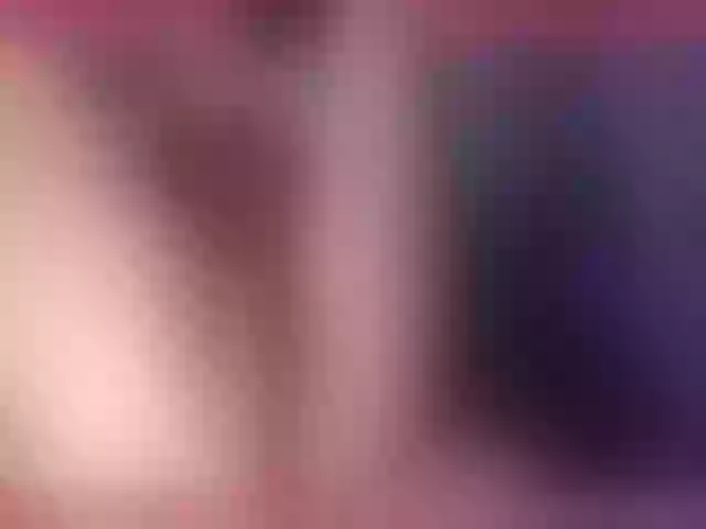 Live sex webcam photo for RedHOTPinay01 #261261454
