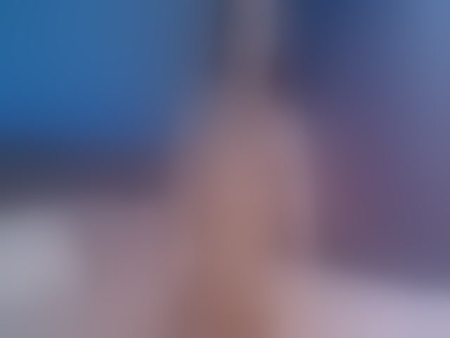 Live sex webcam photo for EmilyHill #259932905