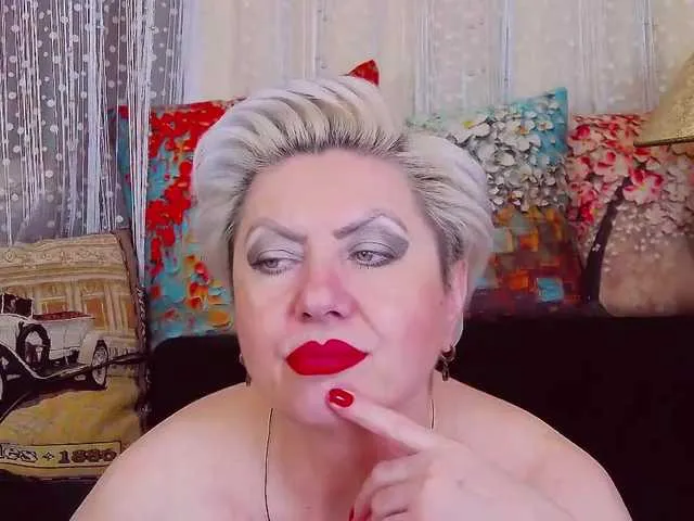 Live sex webcam photo for PoshLadyx #242774433