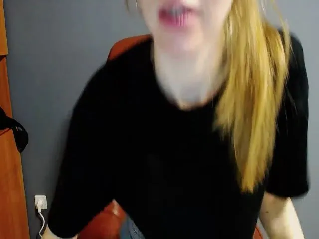 Live sex webcam photo for HappySecret_ #252632509