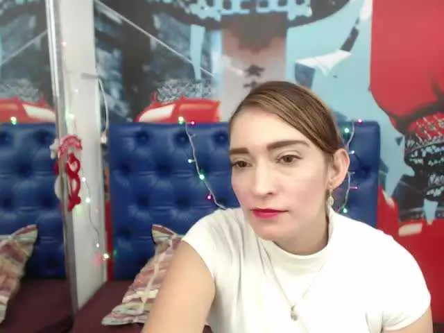 Live sex webcam photo for jeniferblanco #240888722