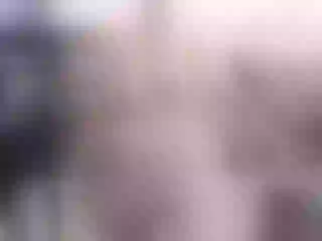 Live sex webcam photo for squirtblonde #254995270
