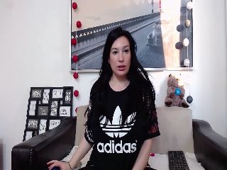 Live sex webcam photo for ElenaTroyy #252094269