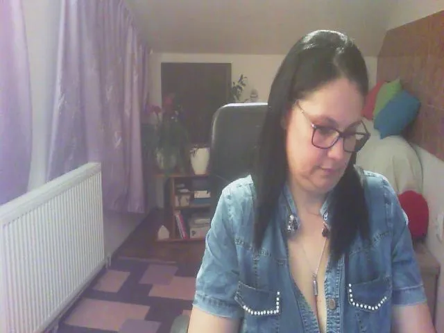 Live sex webcam photo for boosty4you #260178704