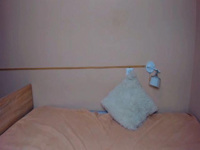 Live sex webcam photo for RoxyRoxe #255460864