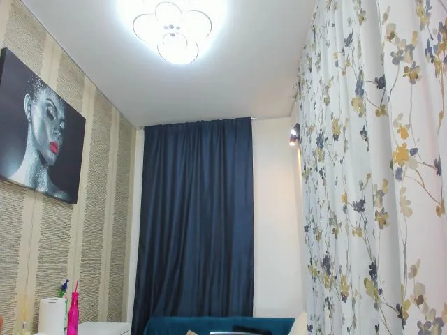 Live sex webcam photo for JessyJ_ #260483927
