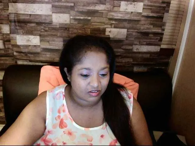 Live sex webcam photo for Indiantasha #287986002
