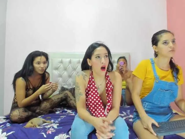 Live sex webcam photo for girlboom20 #248793898