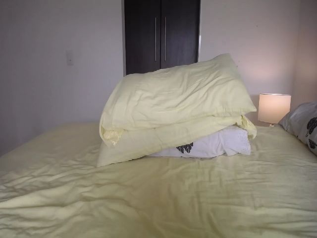 Live sex webcam photo for Angelcollins #252852896