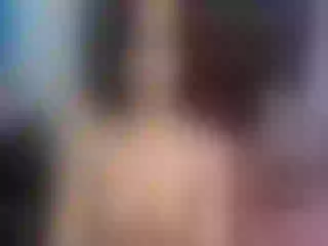 Live sex webcam photo for AngeelJones #263371081