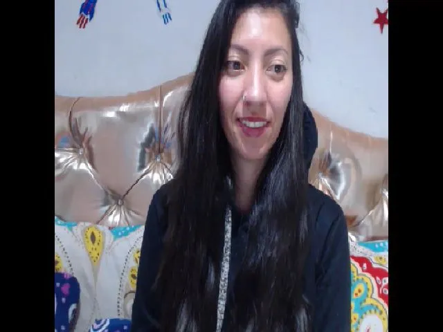 Live sex webcam photo for Kaymilf #255749658