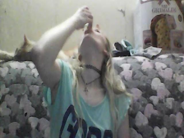 Live sex webcam photo for GuiltyKitty #257700421